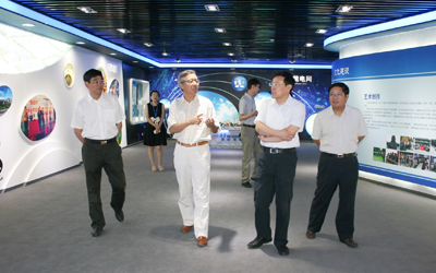 開發(fā)區(qū)管委會領(lǐng)導到公司考察調(diào)研