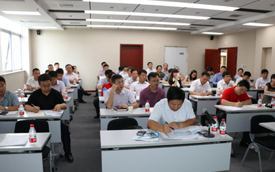 聚焦戰(zhàn)略、創(chuàng)新發(fā)展---泰豪智能節(jié)能本部中期經(jīng)營工作會召開